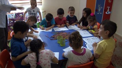 “Bilgi ve Kültür Evleri” projesi ile çocuklar suçtan uzaklaşıyor, anneler para kazanıyor