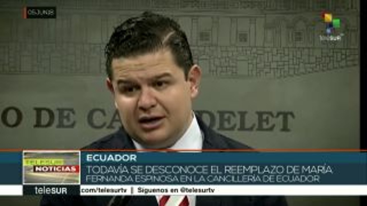 Ecuador: se especula sobre posible  reemplazo de canciller Espinosa