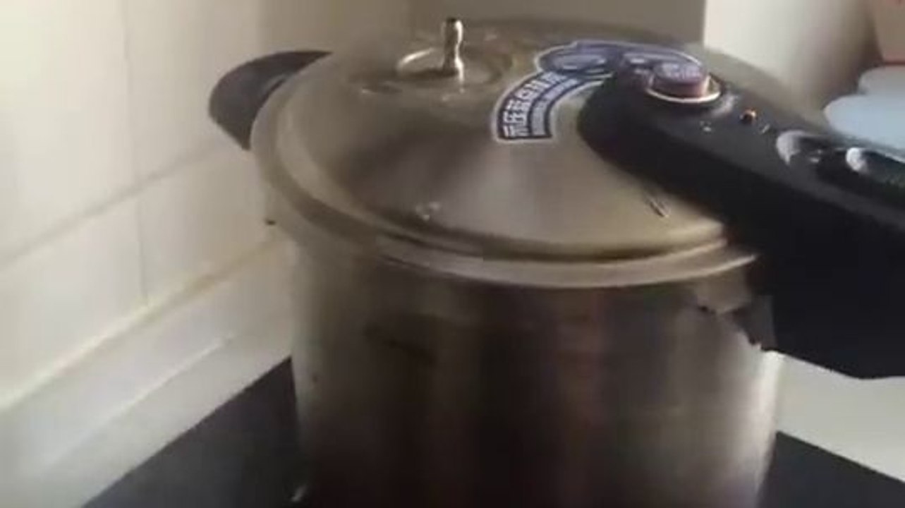 Faire un oeuf vapeur avec un autocuiseur