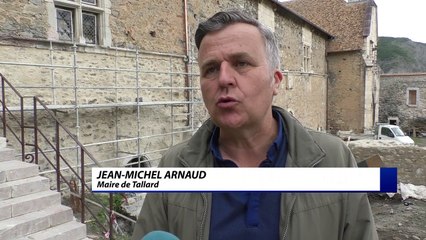 Hautes-Alpes : opération d'héliportage spectaculaire au-dessus du château de Tallard