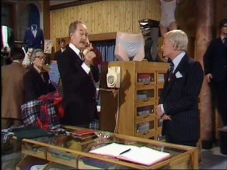 Are You Being Served s08e02 - A Personal Problem