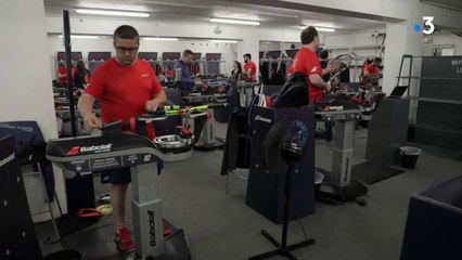 Roland-Garros : "Balles masquées" sur les cordeurs et les runners