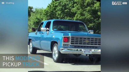 Pickup truck with two front ends confuses drivers