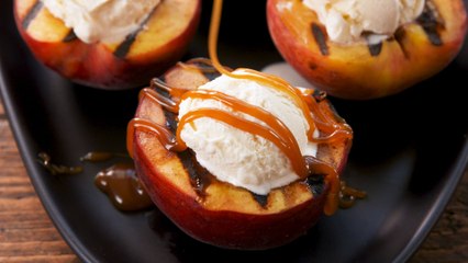 Fire Up The Grill And Make Grilled Peach Sundaes