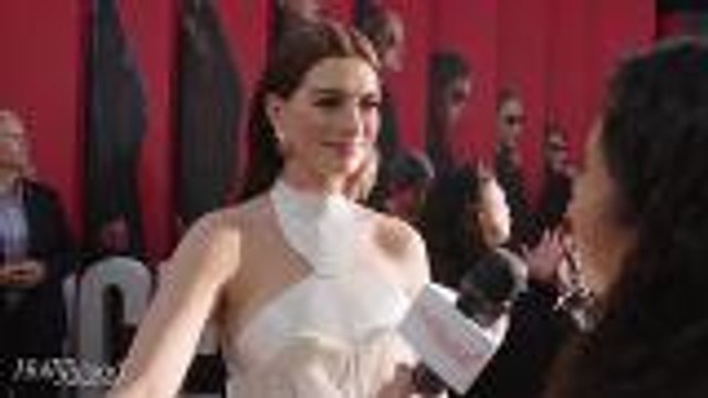 Anne Hathaway Embraced All of the Ridiculous Fame Nonsense to Create Her 'Ocean's 8' Character | 'Ocean's 8' Premiere