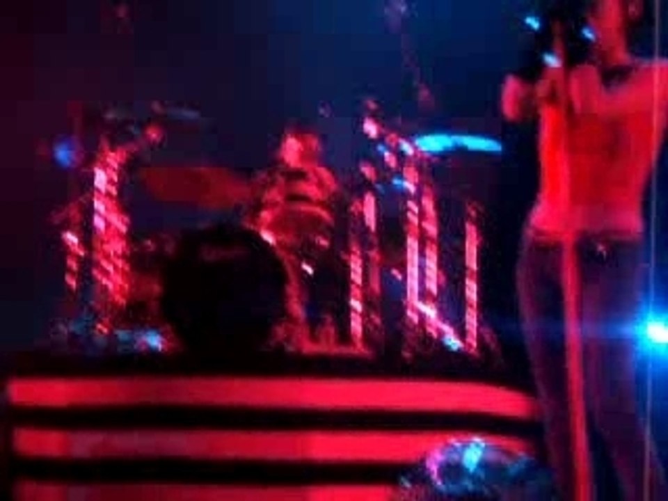 Tiens le fil - Superbus - 7decembre Zenith de Rouen