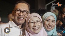 'Saya bukan boneka Anwar' - Wan Azizah