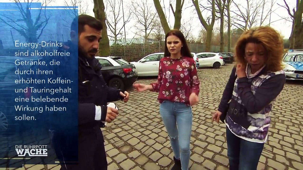 Betrunkenes Mädchen fliegt aus Disko: Illegale Medikamente im Drink? | Die Ruhrpottwache | SAT.1 TV