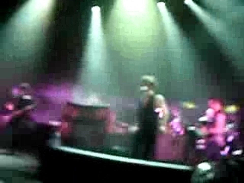 Indochine Miss Paramount 7/12/07 Brest