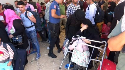 38 bin Suriyeli Ramazan Bayramını ülkelerinde geçirmek için gitti