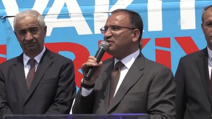 Bozdağ: "Bunlar Türkiye'yi Durdurmak İstiyorlar"