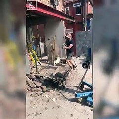 Yumuşakça duvar yıkmak