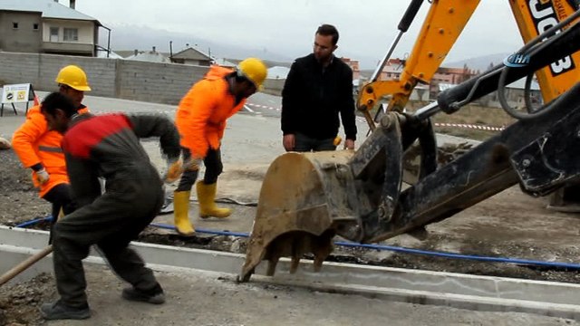 Başkale Belediyesinden çalışma seferberliği
