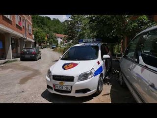 Kthehet nga Anglia, qëllon me kallashnikov nënën dhe babain - Top Channel Albania - News - Lajme