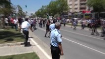 Adana Adana'da Minibüs ve Otobüs Hat Sahiplerinin Güzergah Kavgası 3-