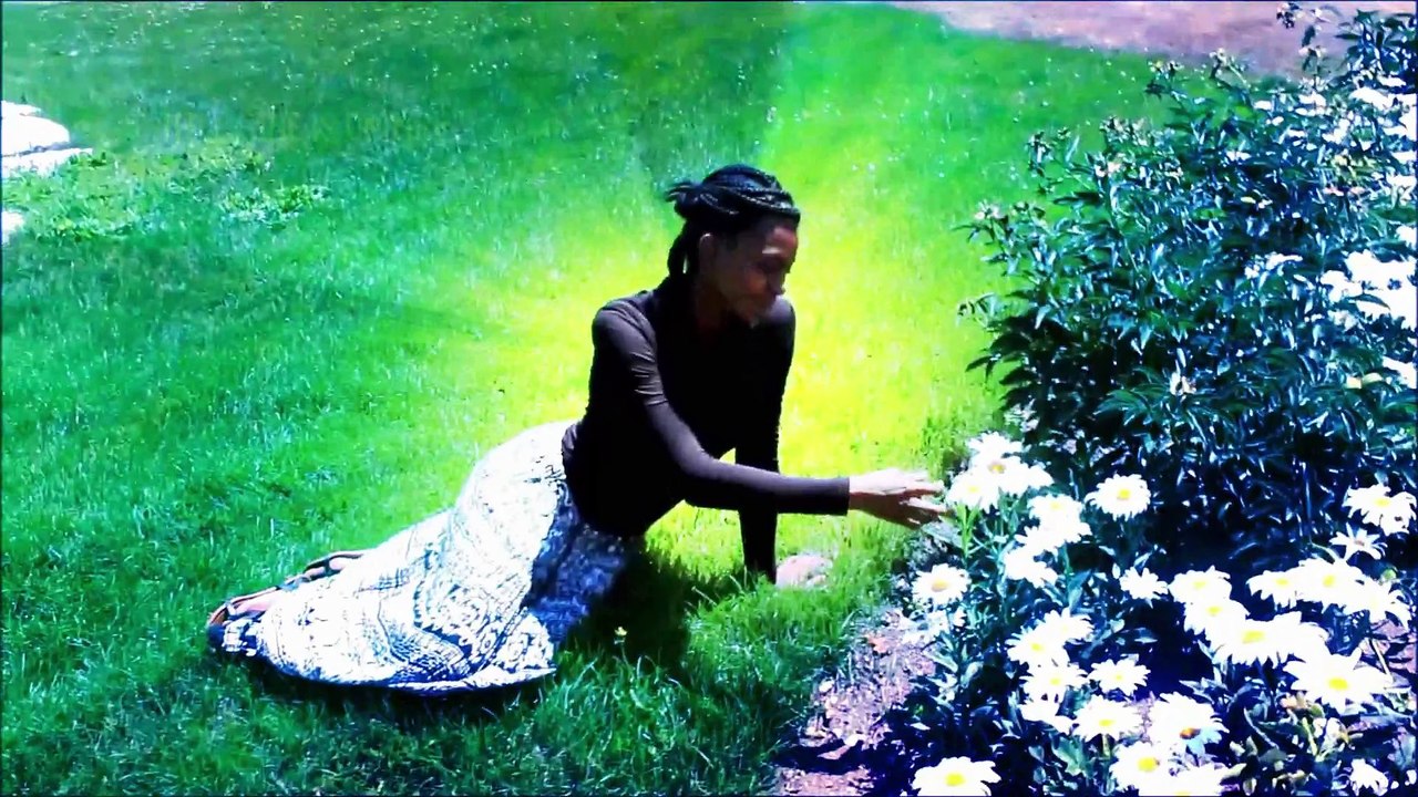 SHE IS ON FIRE Ras-Tafari and Empress Idimeek  (OFFICIAL MUSIC VIDEO)