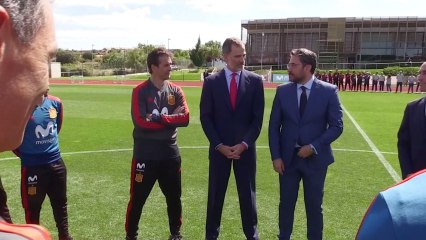 Màxim Huerta saluda a la selección española de fútbol