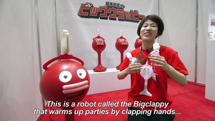 Bewildering 'Clapping robots' warm up Tokyo Toy Show