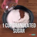 بالفيديو طريقة عمل كيكة الشوكولاته المجنونة