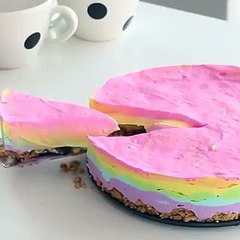 بالفيديو طريقة تحضير رينبو تشيز كيك