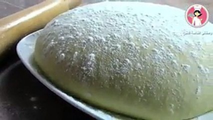 طريقة عمل عجينة العشر دقائق بالفيديو
