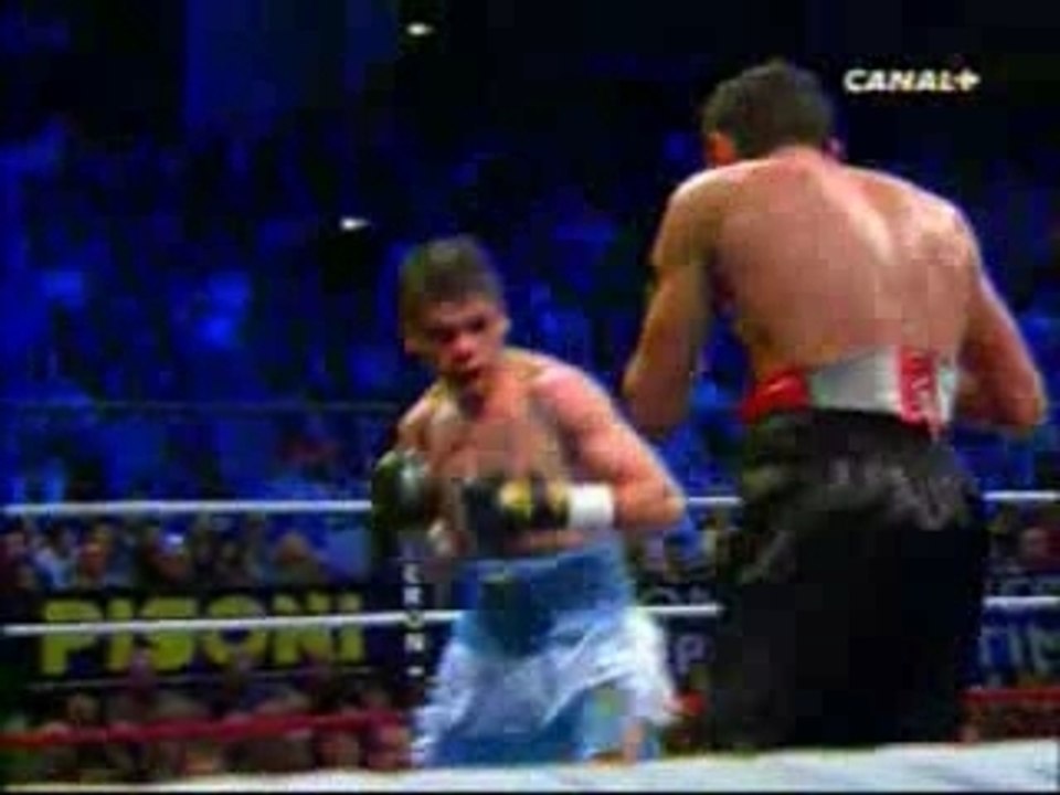 Asloum vs Reveco