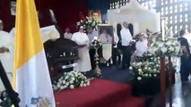 Así se desarrollan las honras fúnebres del cardenal Miguel Obando y Bravo en la Universidad Católica de Managua >>