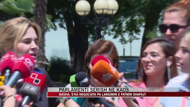Parlamenti në kaos, Basha: S’ka negociata pa ikjen e Xhafajt - News, Lajme - Vizion Plus