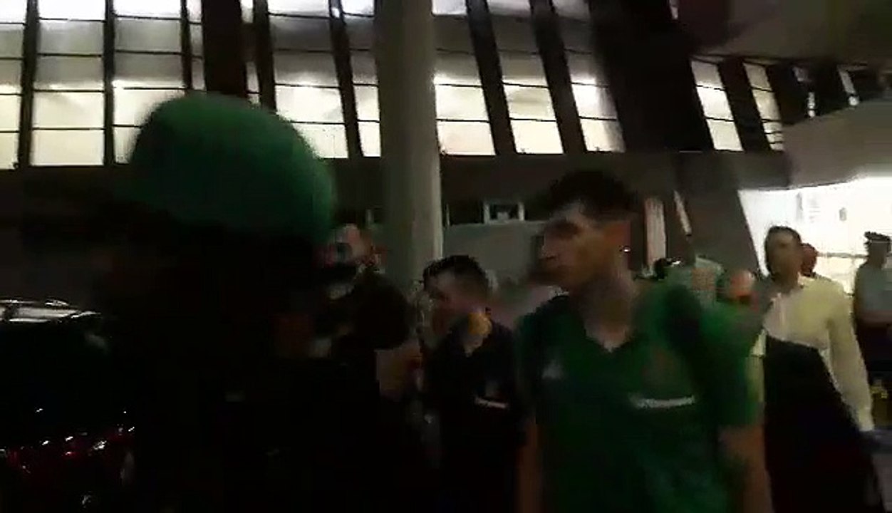Η αποχώρηση των θριαμβευτών από το ΣΕΦ