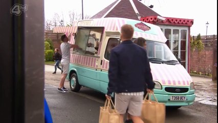 Ste and Harry Kiss: 7th June 2018