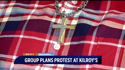 Man Says He Was Told to Take Off Cross Necklace at Indianapolis Bar