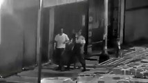 #VideoCri Chequea el video que muestra s dos personas que fueron detenidas por unidades de  @ProtegeryServir, tras ser captados por las cámaras de videovigilian