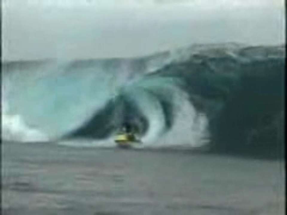 Human Bodyboarding Teahupoo Challenge 2003 [bodyboard, tahit
