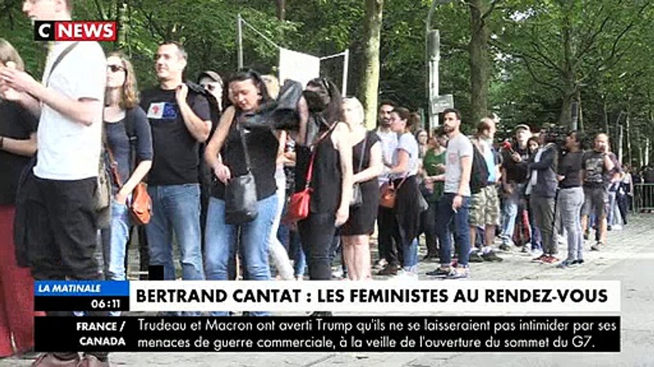 Bertrand Cantat: reportage devant le Zenith de Paris
