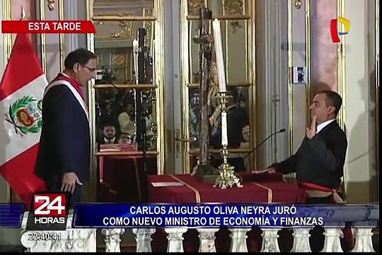 Carlos Oliva Neyra juró como nuevo ministro de Economía y Finanzas
