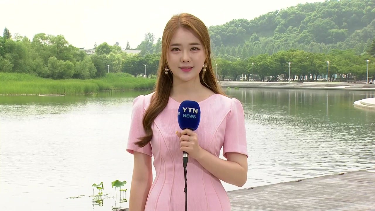 [날씨] 중부 초여름·남부 폭염...주말 밤사이 비 / YTN