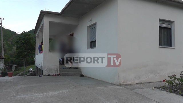 Skandal seksual në Tepelenë, prindërit akuza mësuesit se abuzoi seksualisht të miturën