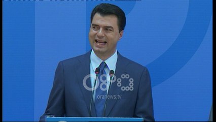 Ora News - Basha: Kamp refugjatësh në Shqipëri, karamele e Ramës për Europën?!
