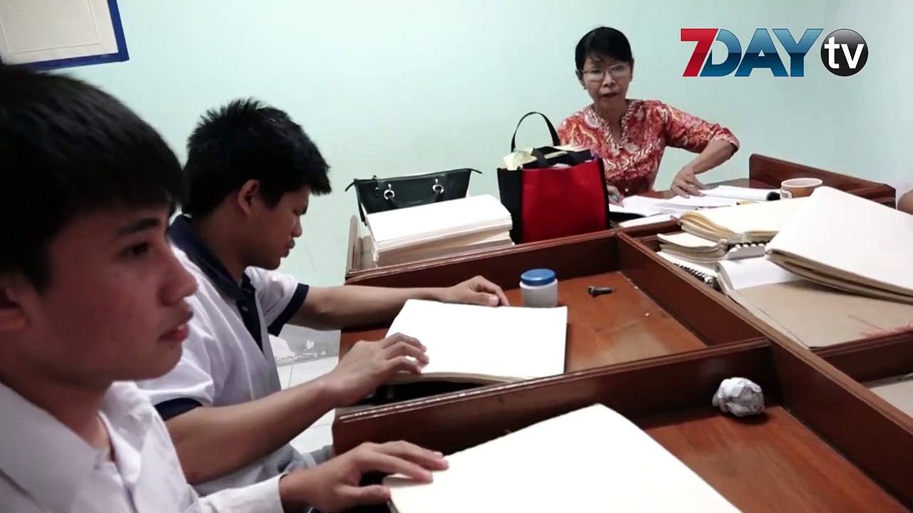 တကၠသိုလ္ဝင္တန္းစာေမးပြဲမွာ မသန္စြမ္းေက်ာင္းသားေတြရဲ႕ ေအာင္ခ်က္တိုးတက္လာ ဇြန္ - ၇ ၊၂၀၁၈ ၂၀၁၈ တကၠသိုလ္ဝင္တန္းစာေမးပြဲကို ဝင္ေရာက္ေျဖဆိုၾကတဲ့ မသန္စြမ္းေက်ာင္းသ