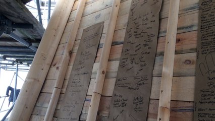 2500 signatures en haut de la cathédrale Notre-Dame de Tournai