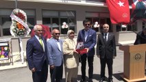 Ekonomi Bakanı Nihat Zeybekci karne dağıttı - DENİZLİ