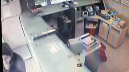 Beykoz'da PTT soygunu kamerada