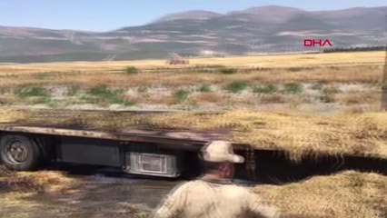 Gaziantep Nurdağı'nda Saman Yüklü Tır'da Yangın