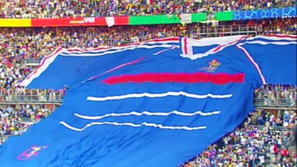 EXCLU Avant-première: l'équipe de  Minute par Minute revient sur le sacre de  la  France en 1998 le lundi 11 juin  à 21h sur  W9