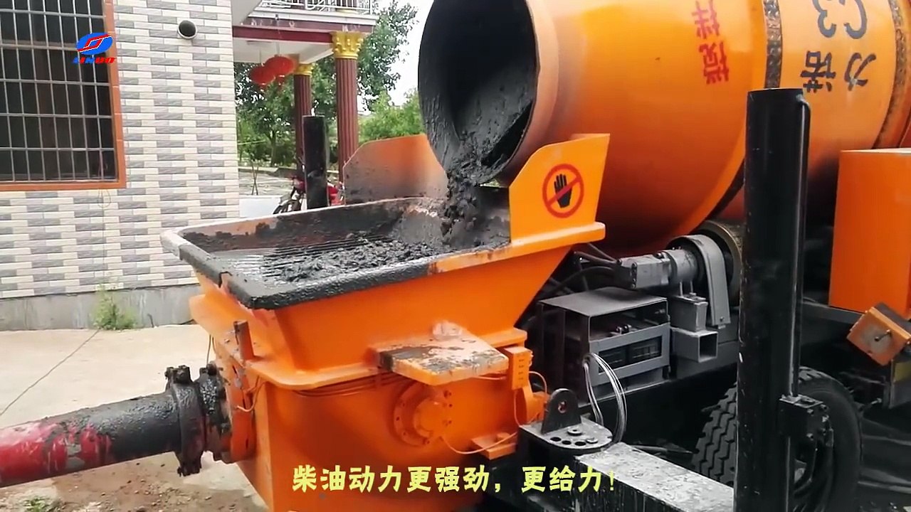 Portable Diesel concrete mixer with pump   (Vertical -100m,Slope-250m)