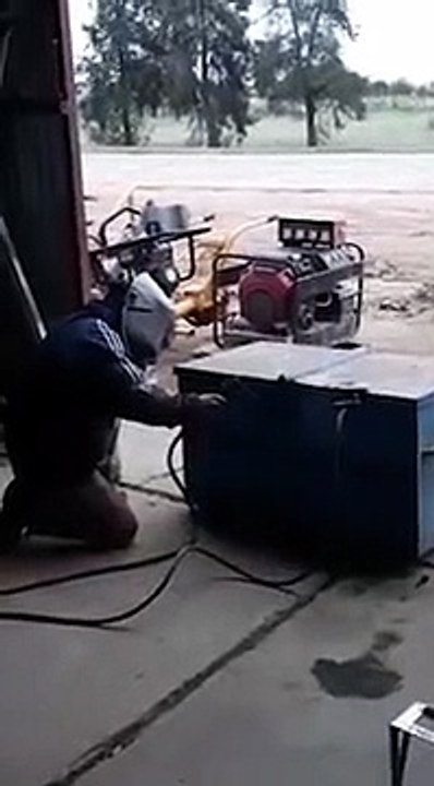 Welding Guy Pranked At Work