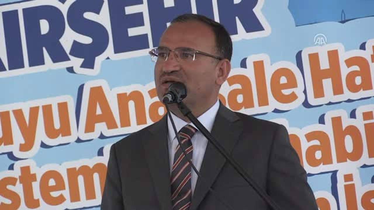Bozdağ: "Hepsinin Gözünü Cumhurbaşkanımız Sayın Recep Tayyip Erdoğan'ın Kini, Nefret, Düşmanlığı...