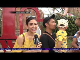 Maria Sabta Liburan Bersama Keluarganya