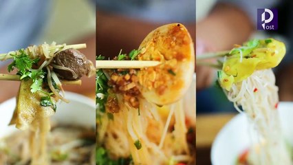 មាន​ទីតាំងនៅ​បរិវេណ​សំយាបផ្ទះ លើផ្លូវ ៣១៣ និង ៦០២ ក្រោយ​ផ្សារ​មាន់​អាំង ក្បែរ​ភោជនីយ​ដ្ឋាន The Street TK តូប​រទេះ​លក់​គុយទាវ ឈ្មោះ​ថា «គុយទាវ​ទូក​លើ​គោក» ដោយ​គ្