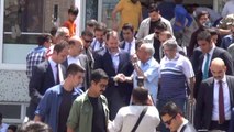 Enerji ve Tabii Kaynaklar Bakanı Berat Albayrak, Esnafı Gezip Sorunlarını Dinledi